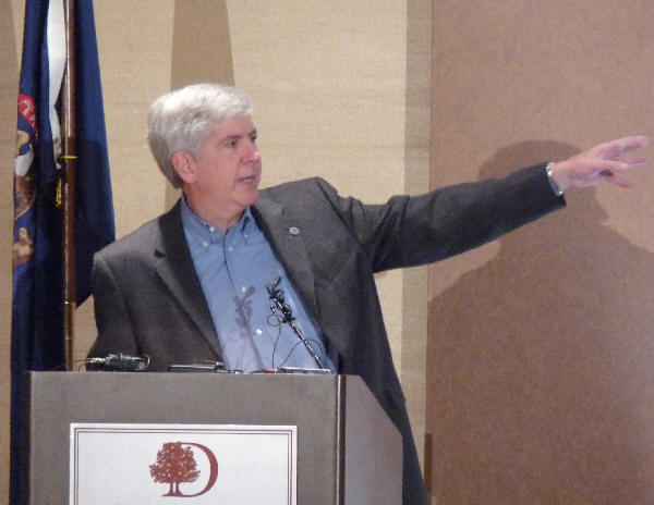 BayonGO2011-rickSnyder.jpg