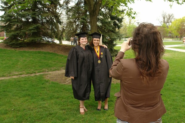 CMU 2007 Graduates Pose