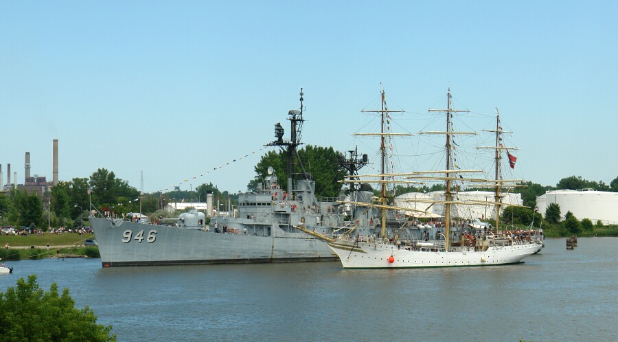 Sorlandet Passing The Edson