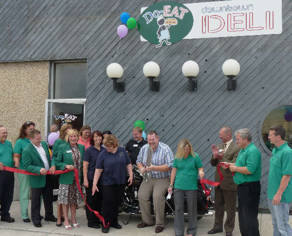 do-culinary-ribboncut.jpg